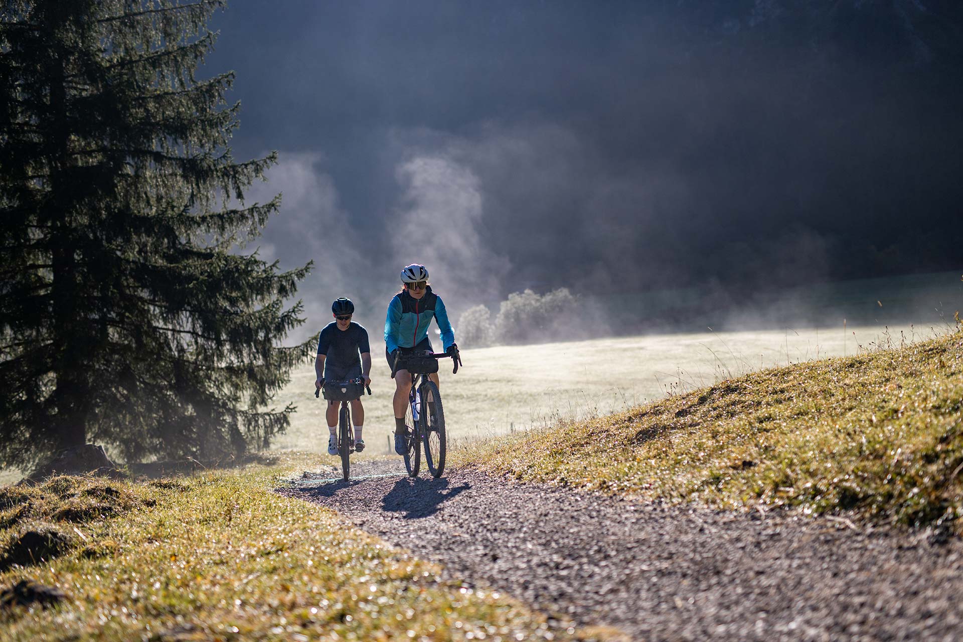 02_landhotel-lindenhof_header_gravelbike
